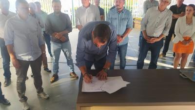 Aconteceu nesta TerÃ§a (25) o pagamento do ImÃ³vel Rural da Agro Laranjeiras 